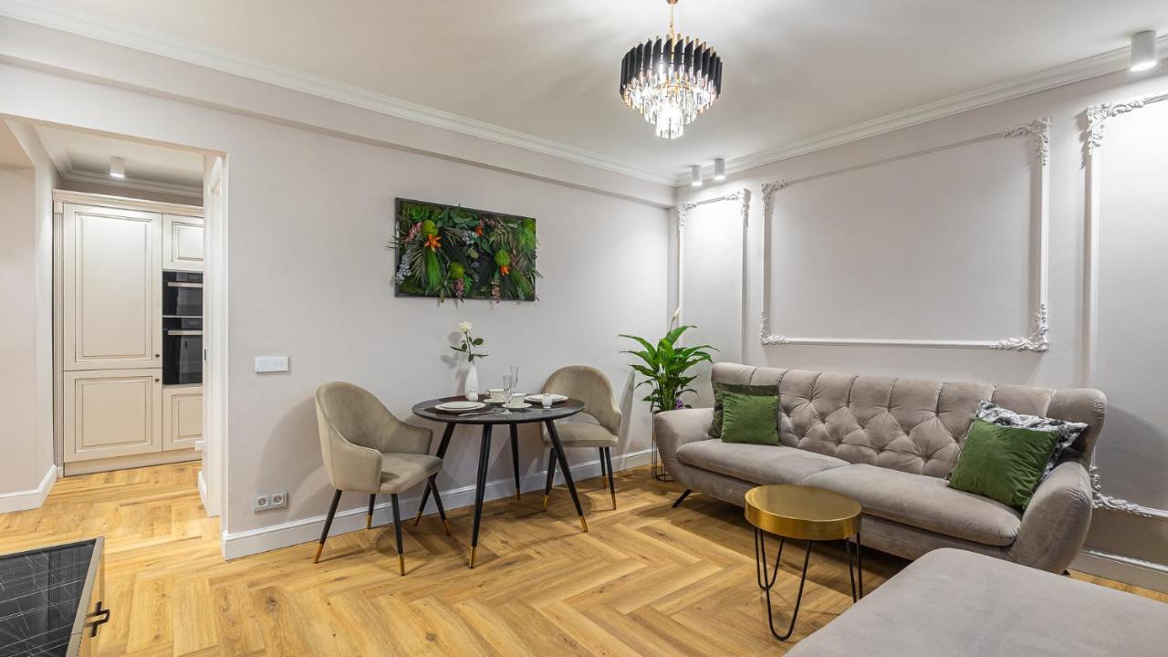 Bright House Cantemir Bukares Bagian luar foto